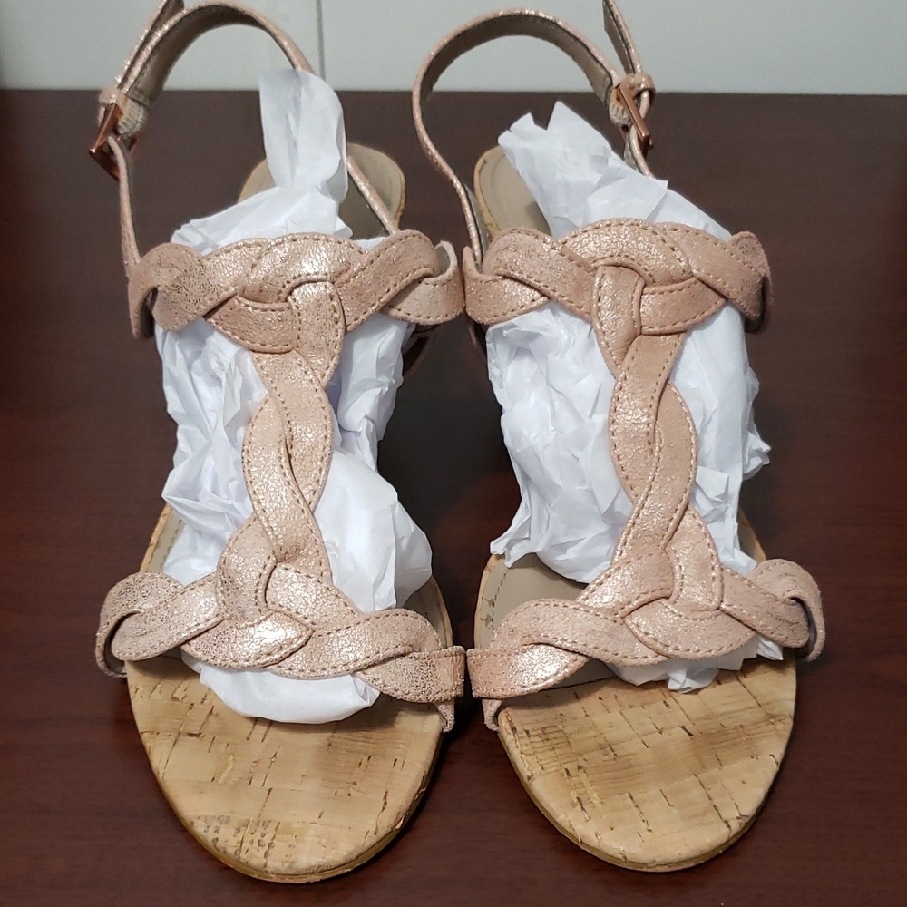 Donald J. Pliner Jooli Leather Braided Wedge Tose Gold Metallic Sandals - Pink